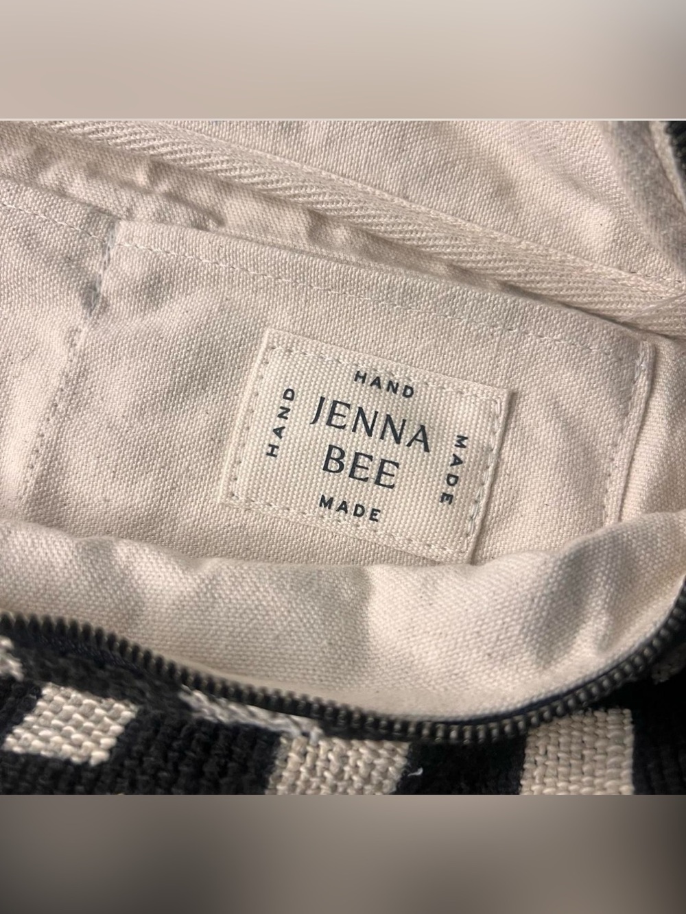 Jenna Bee checkered sling bag black & Cream - Picture 2 of 8